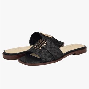 TOMMY HILIFIGER Tanyha Black Slide Sandal NEW